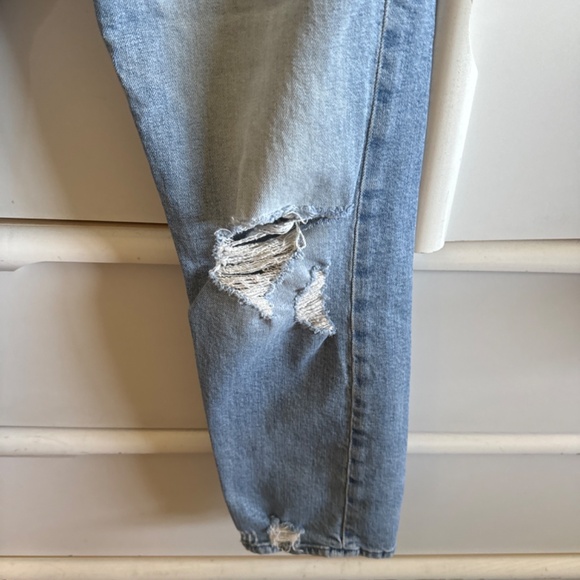 Mother superior the tomcat in the confession - Picture 2 of 5